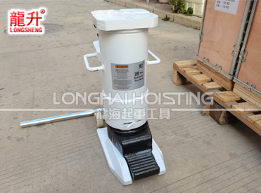 低位爪式千斤頂