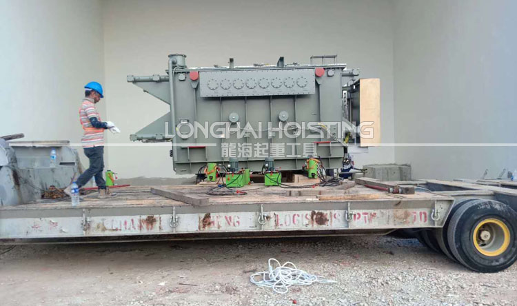 電力變壓器安裝就位 電力變壓器安裝就位